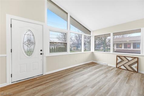 1332 Carnegie Avenue Akron OH 44314
