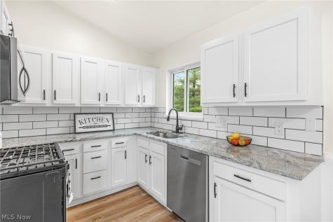 1332 Carnegie Avenue Akron OH 44314