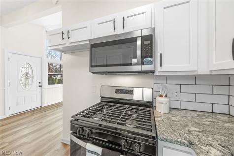 1332 Carnegie Avenue Akron OH 44314