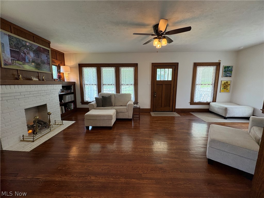 618 N Broadway Street Barnesville OH 43713