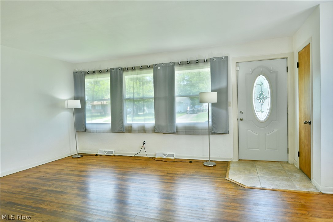 2231 Stewart Drive NW Warren OH 44485