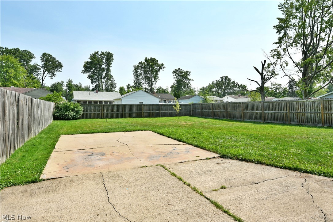 2231 Stewart Drive NW Warren OH 44485