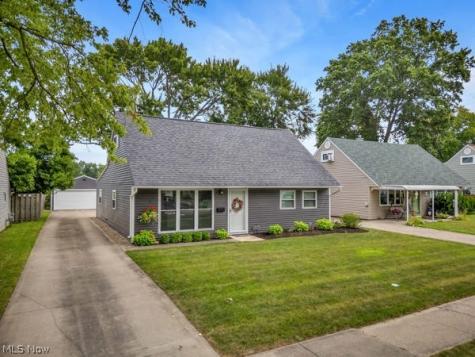 202 Fairpark Drive Berea OH 44017