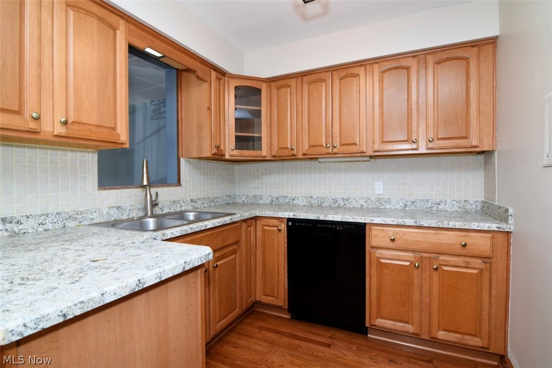 5284 Edenhurst Road Lyndhurst OH 44124