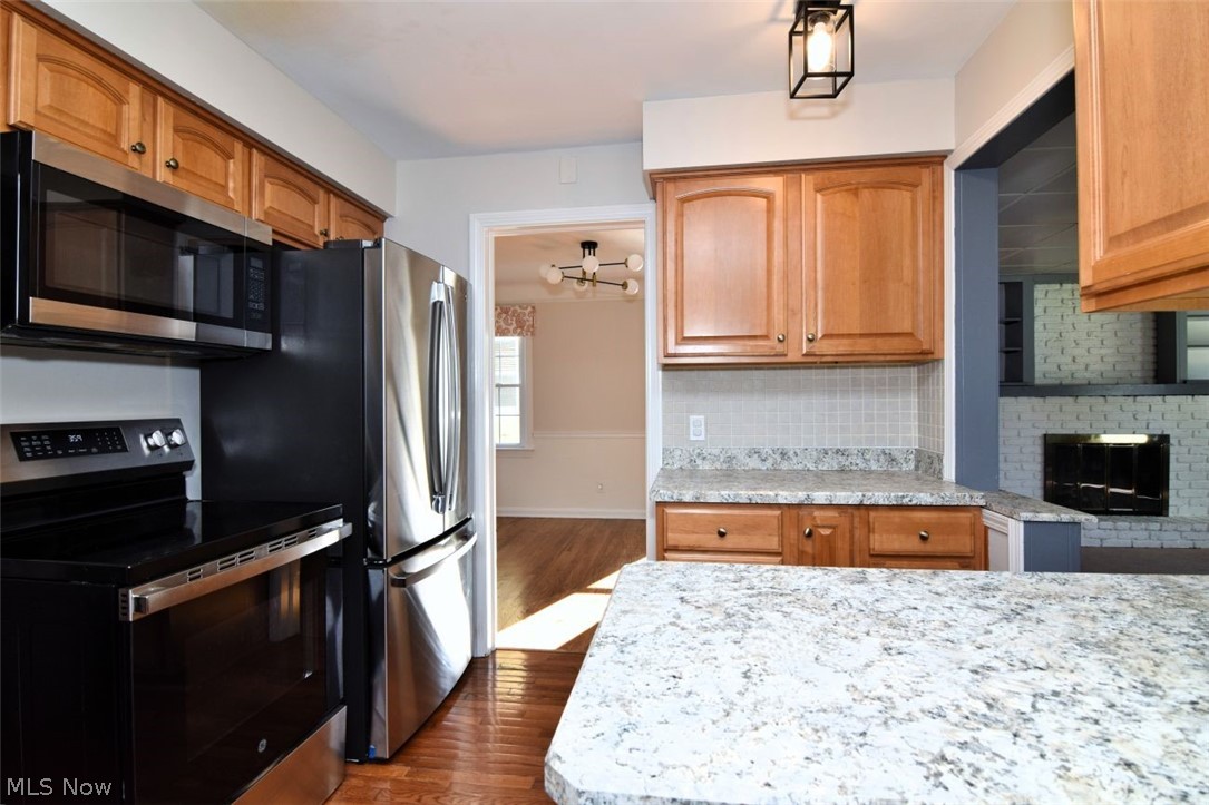 5284 Edenhurst Road Lyndhurst OH 44124