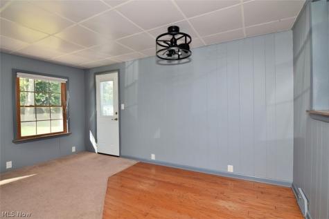 5284 Edenhurst Road Lyndhurst OH 44124