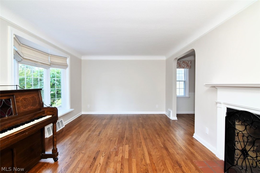 5284 Edenhurst Road Lyndhurst OH 44124
