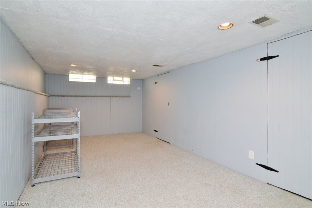 5284 Edenhurst Road Lyndhurst OH 44124
