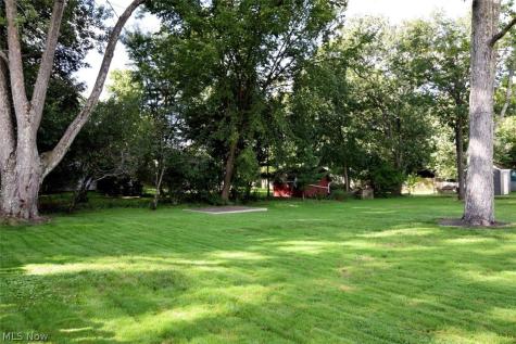 5284 Edenhurst Road Lyndhurst OH 44124