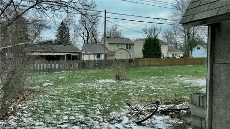 143 S Point Drive Avon Lake OH 44012