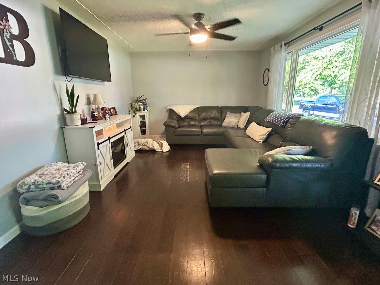 44520 Middle Ridge Road Amherst OH 44001