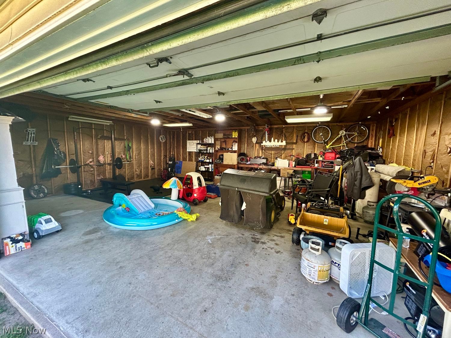 44520 Middle Ridge Road Amherst OH 44001