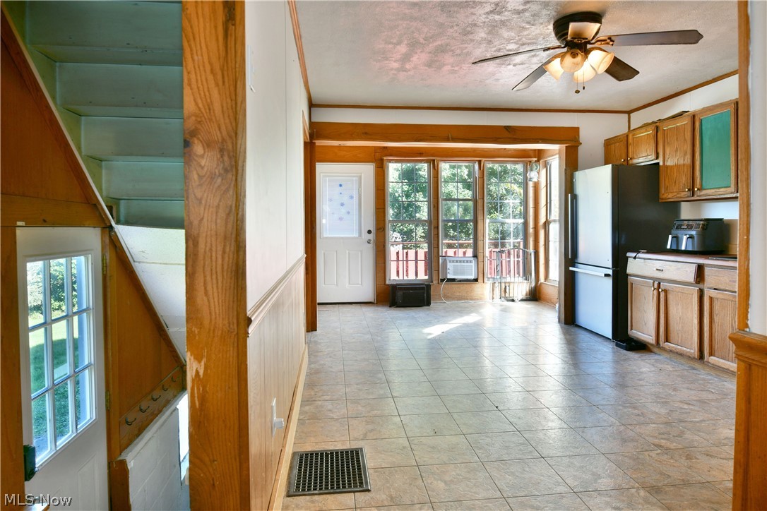 46 Prospect Street Struthers OH 44471