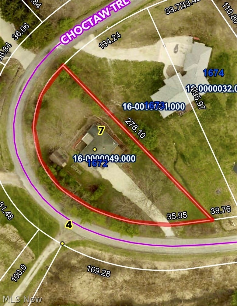 7 Choctaw Trail Malvern OH 44644