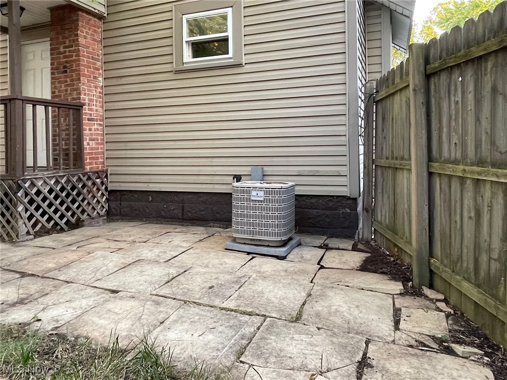 147 Brighton Drive Akron OH 44301