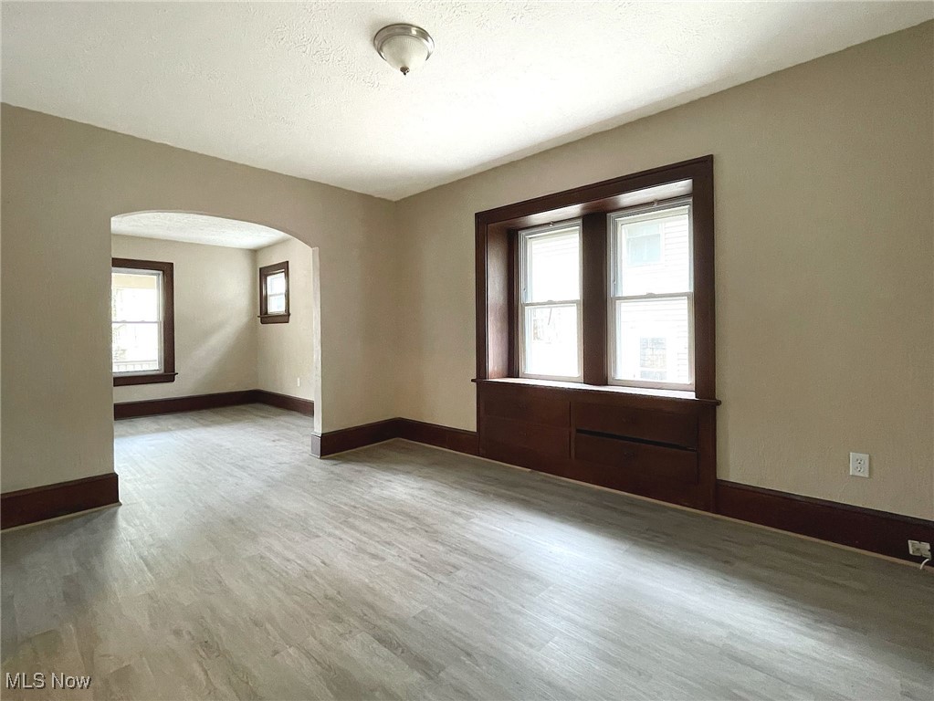 147 Brighton Drive Akron OH 44301