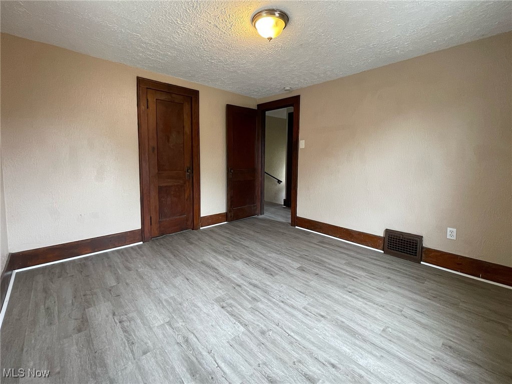 147 Brighton Drive Akron OH 44301