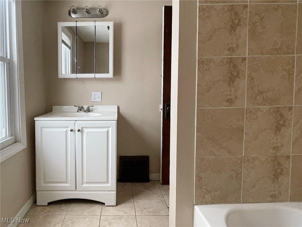 147 Brighton Drive Akron OH 44301