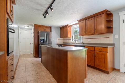 7946 Parkford Street NW Massillon OH 44646