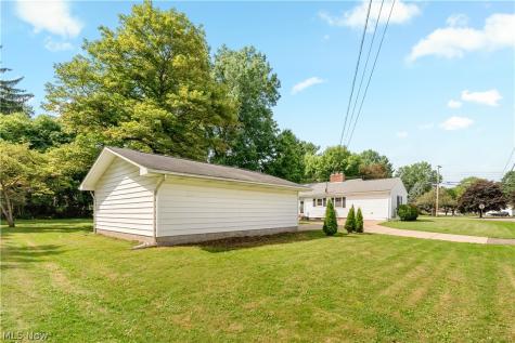 7946 Parkford Street NW Massillon OH 44646