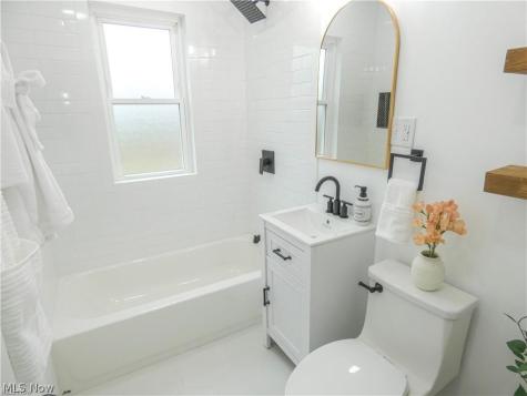 380 E 232nd Street Euclid OH 44123