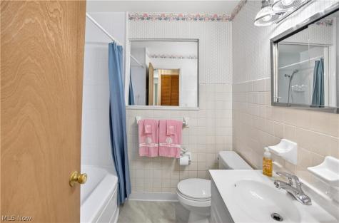 4307 W 146th Street Cleveland OH 44135