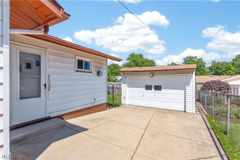 4307 W 146th Street Cleveland OH 44135