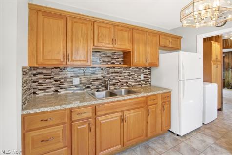 4307 W 146th Street Cleveland OH 44135