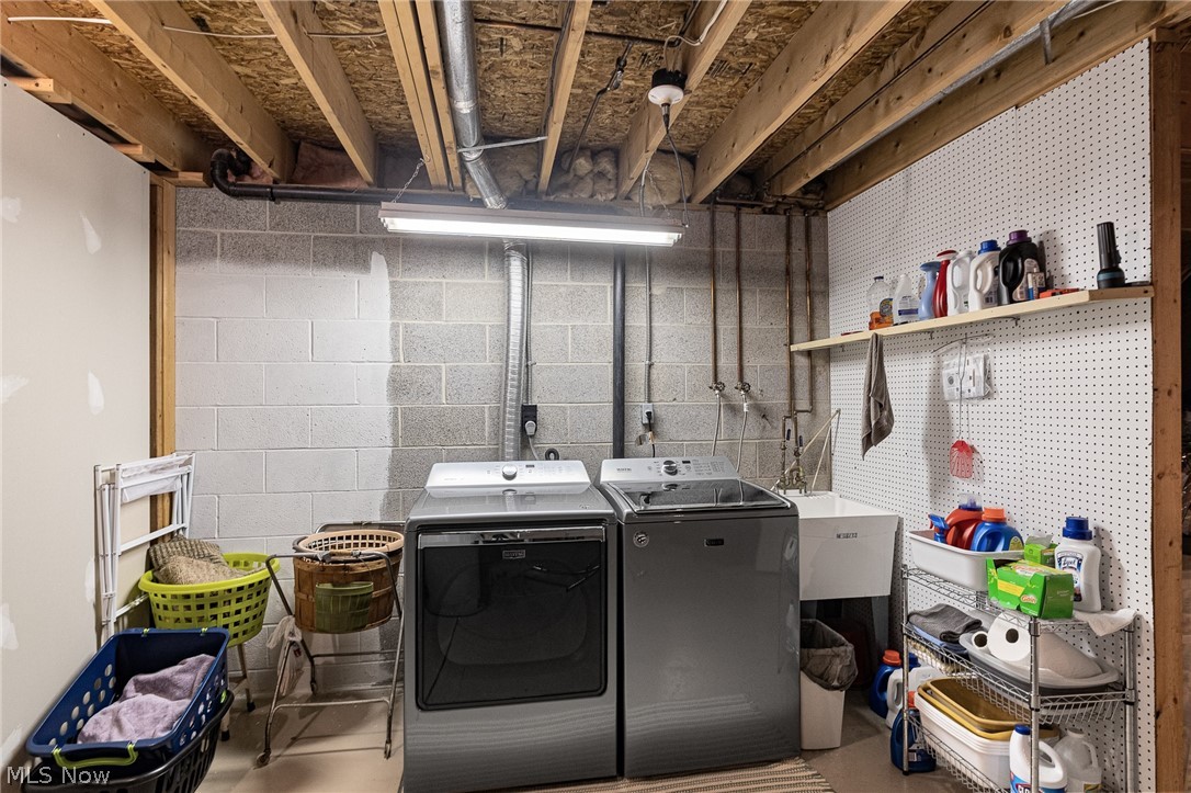 3669 Sharon Copley Medina OH 44256
