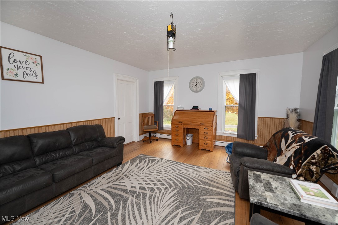 10961 Madison Road Montville OH 44064