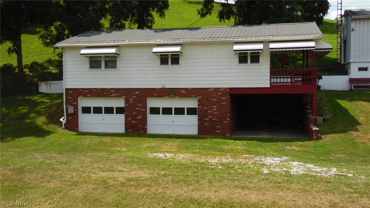 21569 State Route 16 Coshocton OH 43812