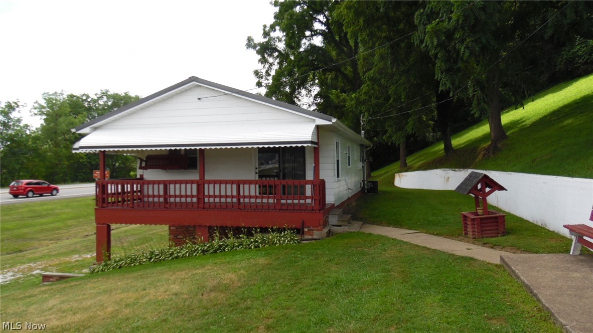 21569 State Route 16 Coshocton OH 43812