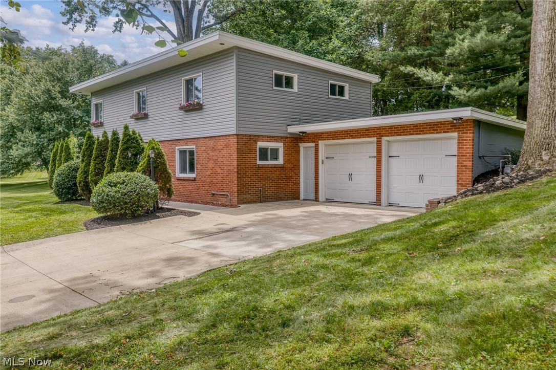 145 Brookdell Drive NW North Canton OH 44720