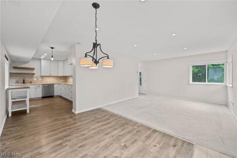 145 Brookdell Drive NW North Canton OH 44720