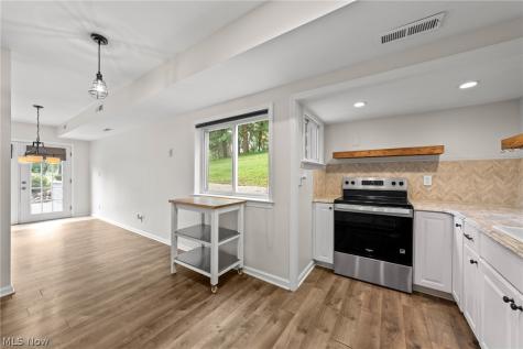 145 Brookdell Drive NW North Canton OH 44720