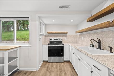 145 Brookdell Drive NW North Canton OH 44720