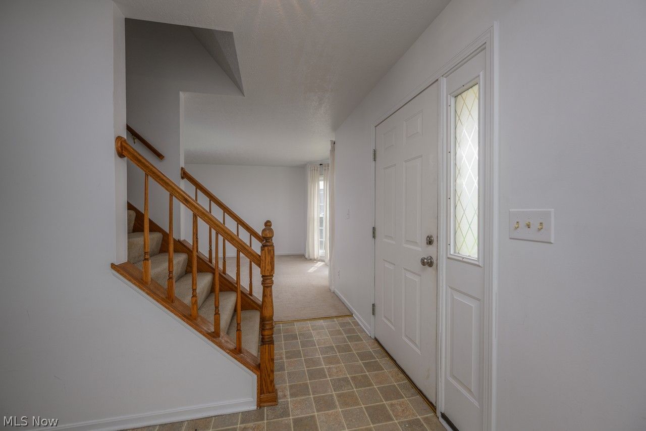 1597 Briarwood Way Uniontown OH 44685