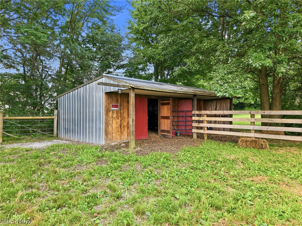 16139 S Range Road Beloit OH 44609