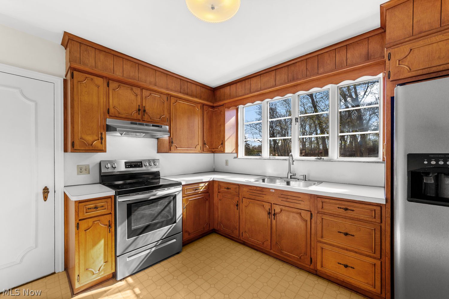 151 Woodhill Drive Amherst OH 44001