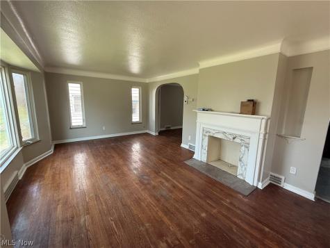 2257 N Taylor Road Cleveland Heights OH 44112