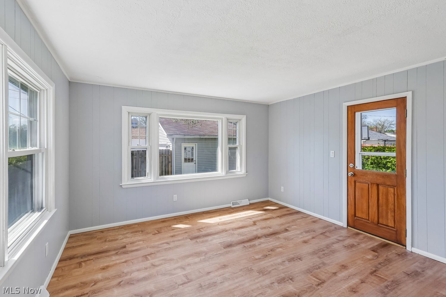 4164 W 160th Street Cleveland OH 44135