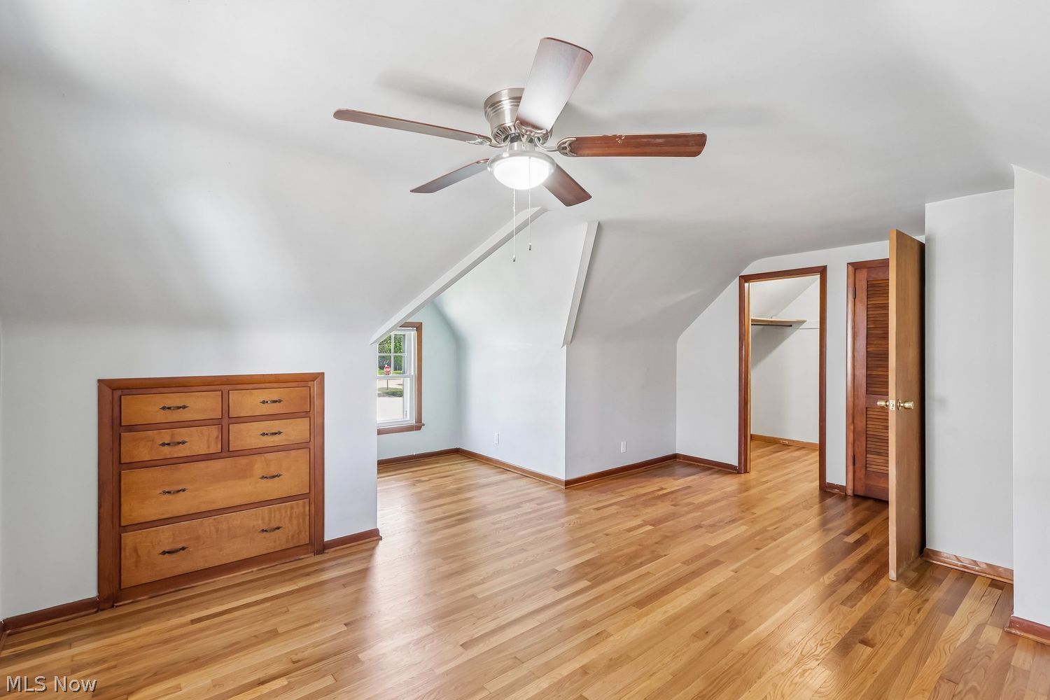 4164 W 160th Street Cleveland OH 44135