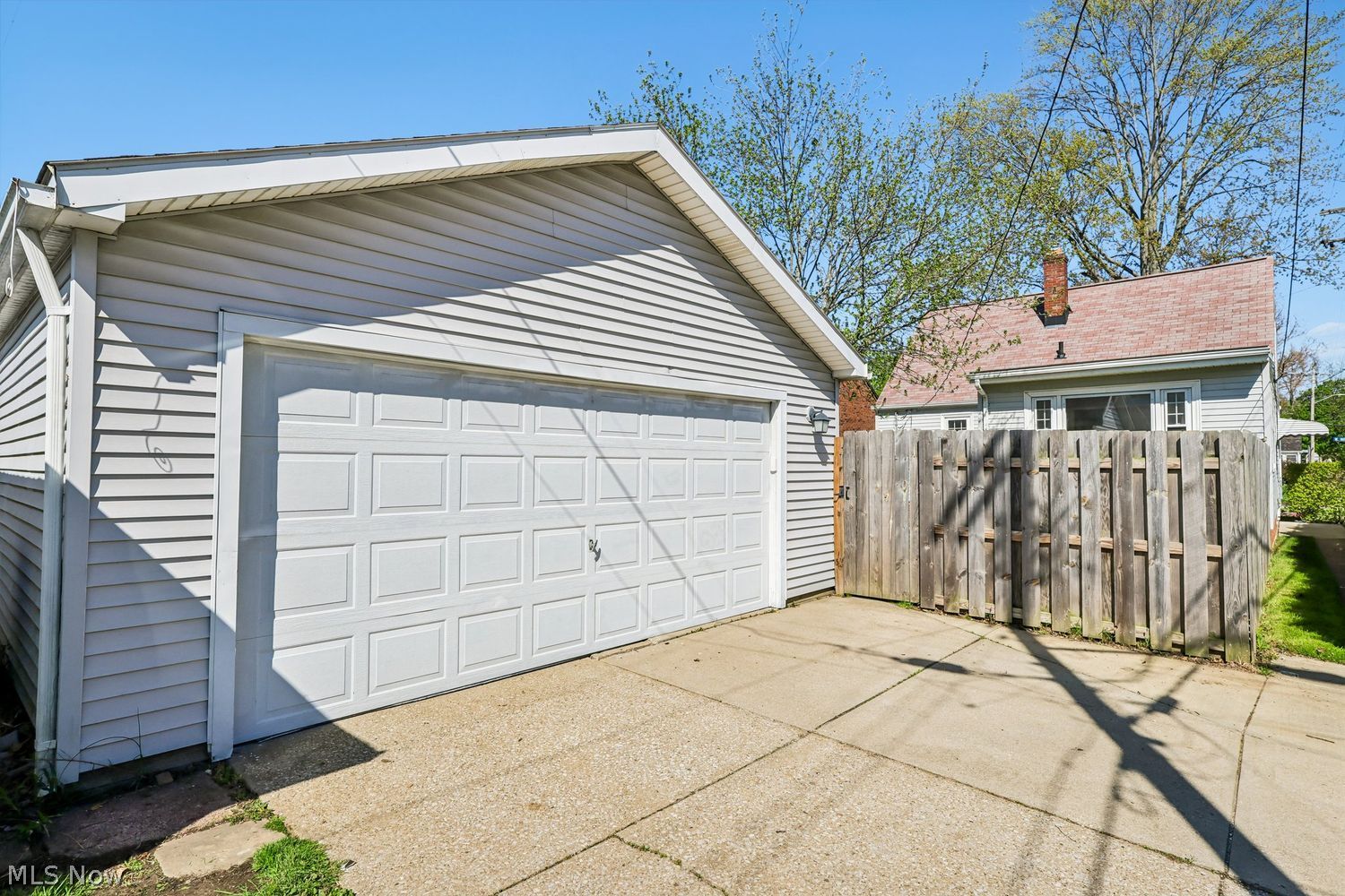 4164 W 160th Street Cleveland OH 44135