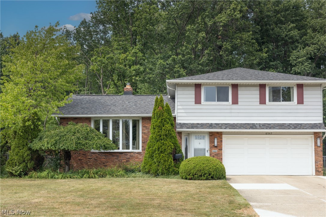 6547 Vallevista Drive Mayfield Heights OH 44124