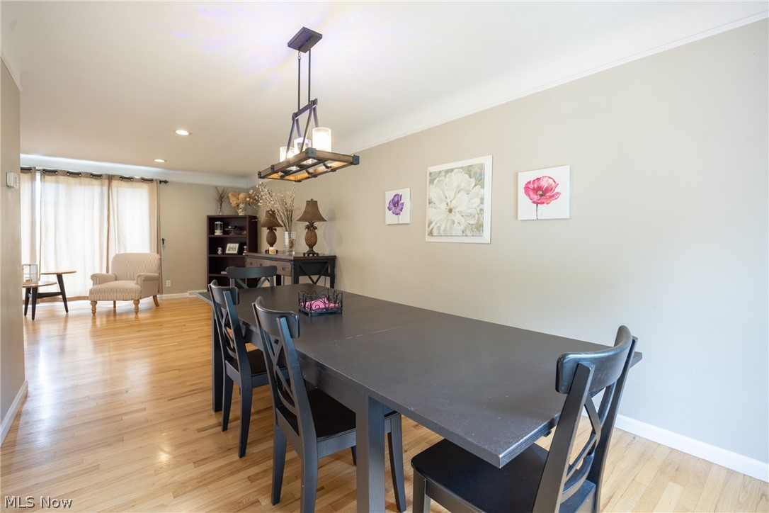 6547 Vallevista Drive Mayfield Heights OH 44124