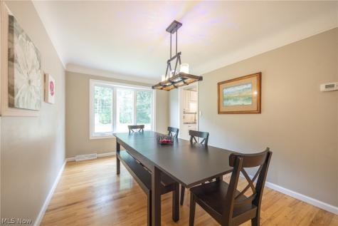 6547 Vallevista Drive Mayfield Heights OH 44124