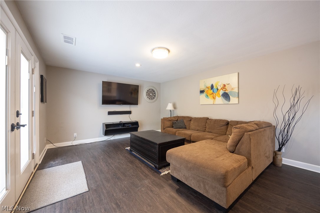 6547 Vallevista Drive Mayfield Heights OH 44124