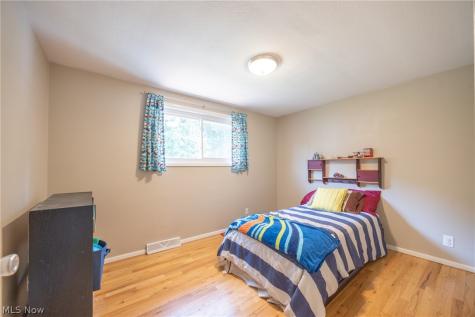 6547 Vallevista Drive Mayfield Heights OH 44124
