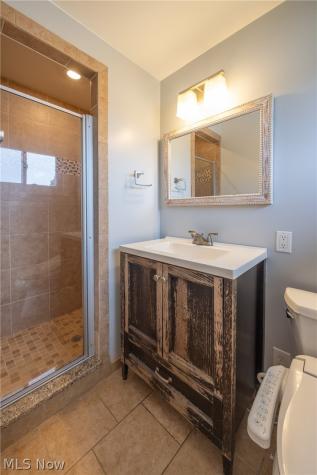 6547 Vallevista Drive Mayfield Heights OH 44124
