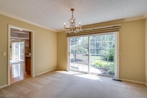 29 Chelmsford Drive Aurora OH 44202
